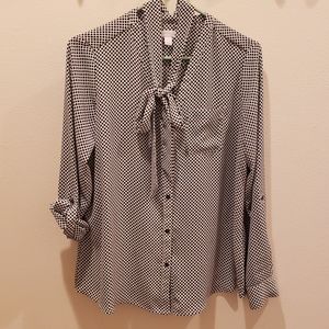 Charter Club Woman's Blouse With a Tie at the Neck and Roll Tab Sleeves Sz S